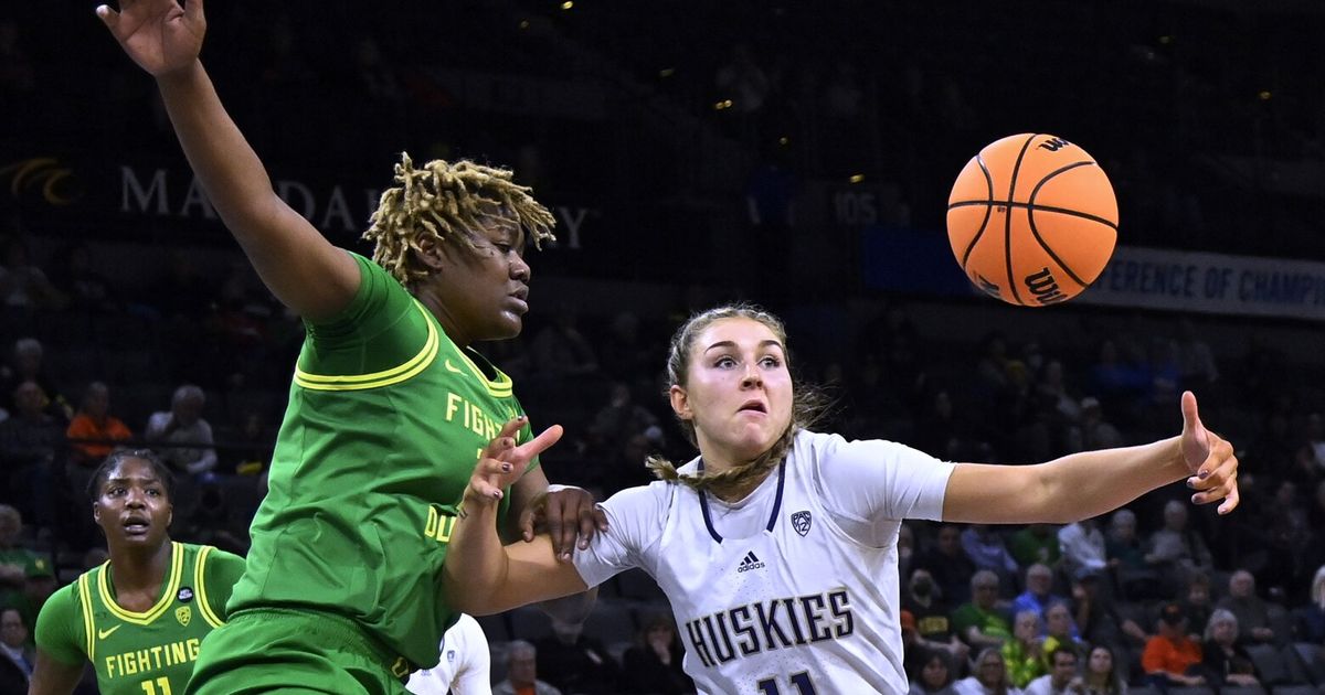 UW’s run at Pac-12 women’s basketball tournament ends with close loss to Oregon 37 Photo of UW’s run at Pac-12 women’s basketball tournament ends with close loss to Oregon