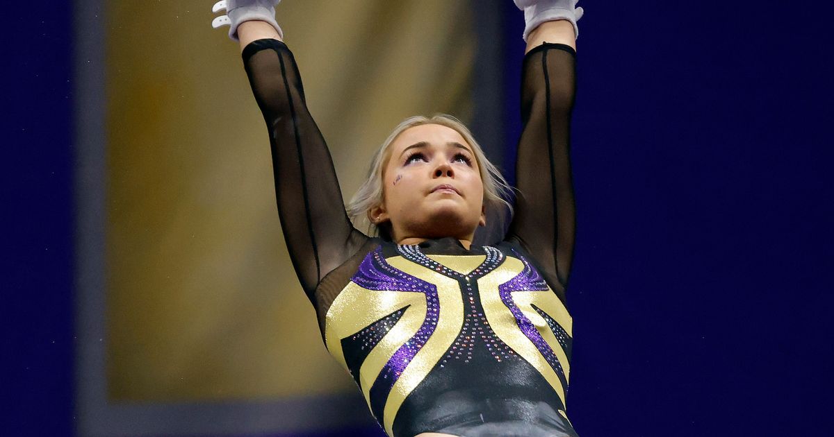 Gymnast Dunne’s AI spot raises questions about NIL ethics 1 Gymnast Dunne’s AI spot raises questions about NIL ethics