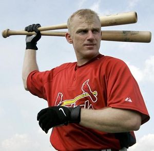 Photo: Former St. Louis Cardinals David Eckstein Shows Off His