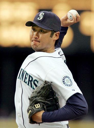 M s pitcher Baek has endured a lot to pursue a dream The Seattle