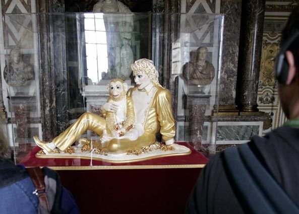 American artist Jeff Koons shows work at Versailles | The Seattle