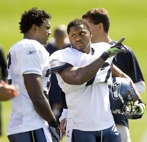 Edgerrin James, T.J. Duckett not at Seahawks practice Tuesday