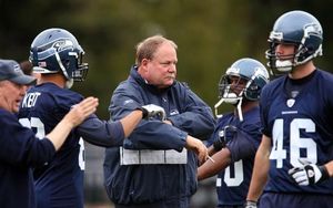 Mike Holmgren, Seahawks situation coming to a head