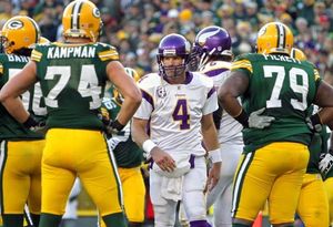 Brett Favre faces possibility of finale against ex-team