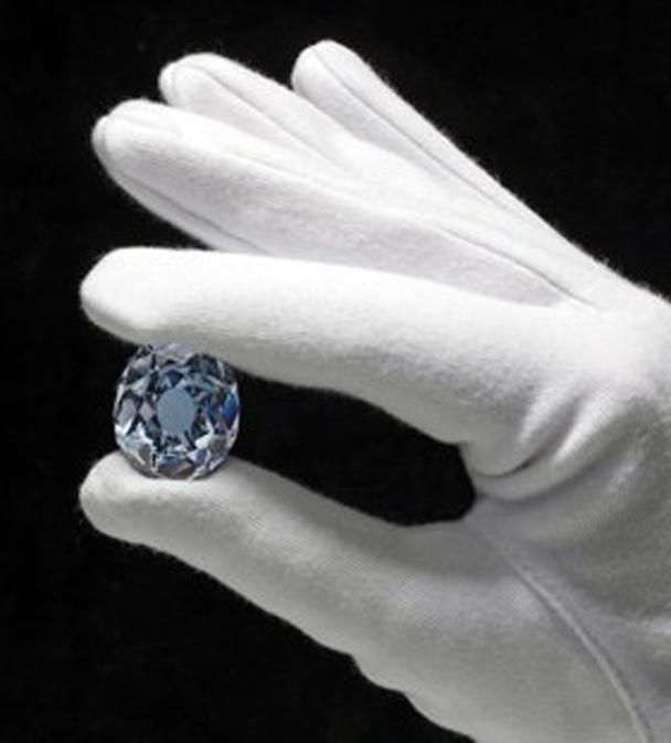 Graff hot sale blue diamond