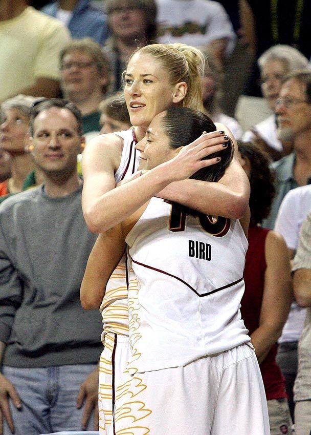 WNBA Sue Bird & Lauren Jackson サイン入り写真 WNBA Sue Bird & Lauren Jackson サイン入り写真（76 Conference