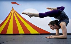 Contortion Interview] Can Anyone Become Flexible?