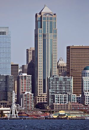 セントミロワール Seattle's 1201 Third tower goes on market | The Seattle Times