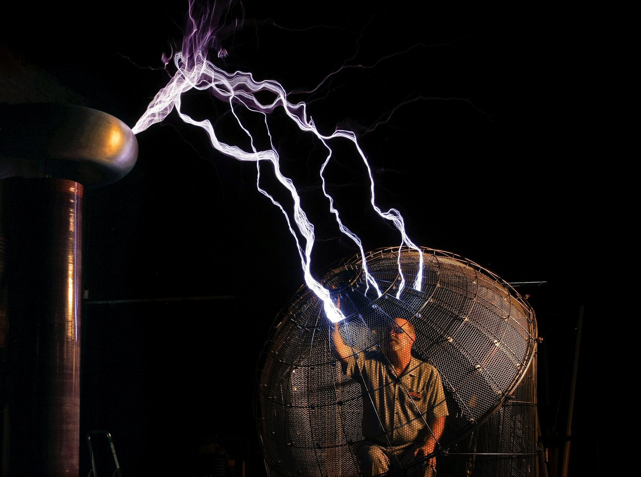 Scientists Say: Faraday cage