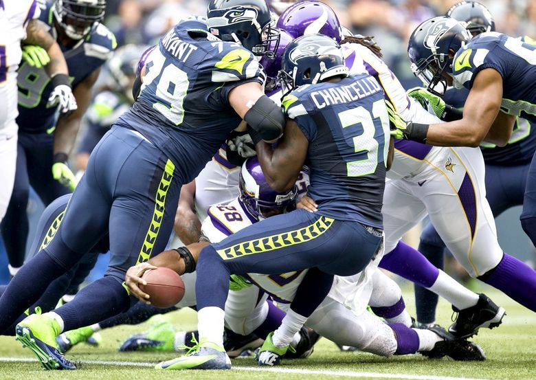 RB Adrian Peterson 'serious about playing' should the Seahawks call on him  Sunday