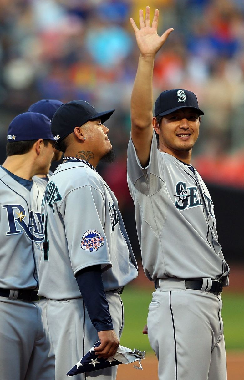 Felix Hernandez Wins A.L. Cy Young Award - The New York Times