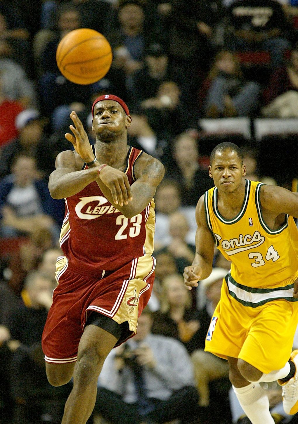 LeBron James Announces Return to No. 23 with Cleveland Cavaliers