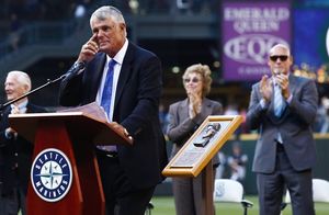 Sweet Lou' Piniella to be inducted into Seattle Mariners Hall of