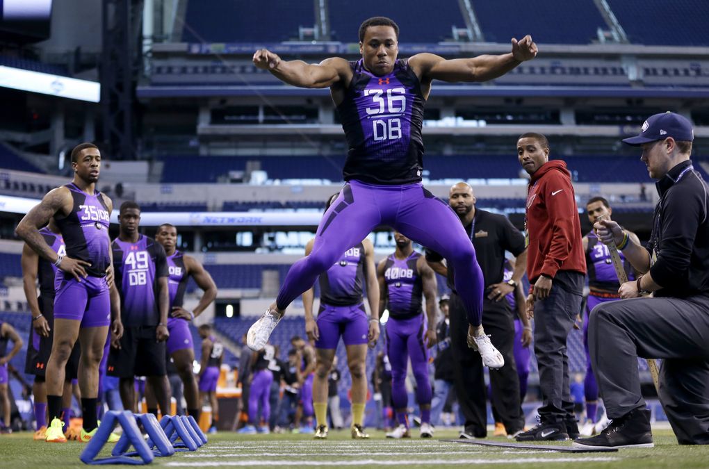 UW's Marcus Peters clocks a 4.53-second 40-yard dash at NFL combine