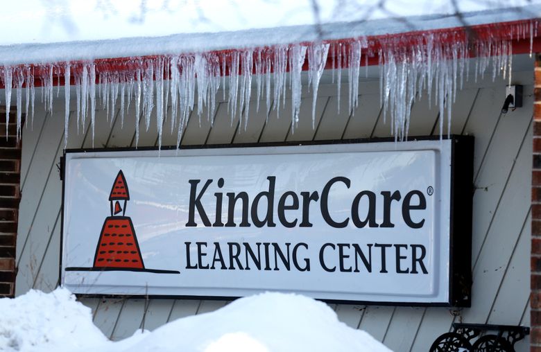 A measles outbreak has hit a  KinderCare Learning Center in Palatine, Ill. 