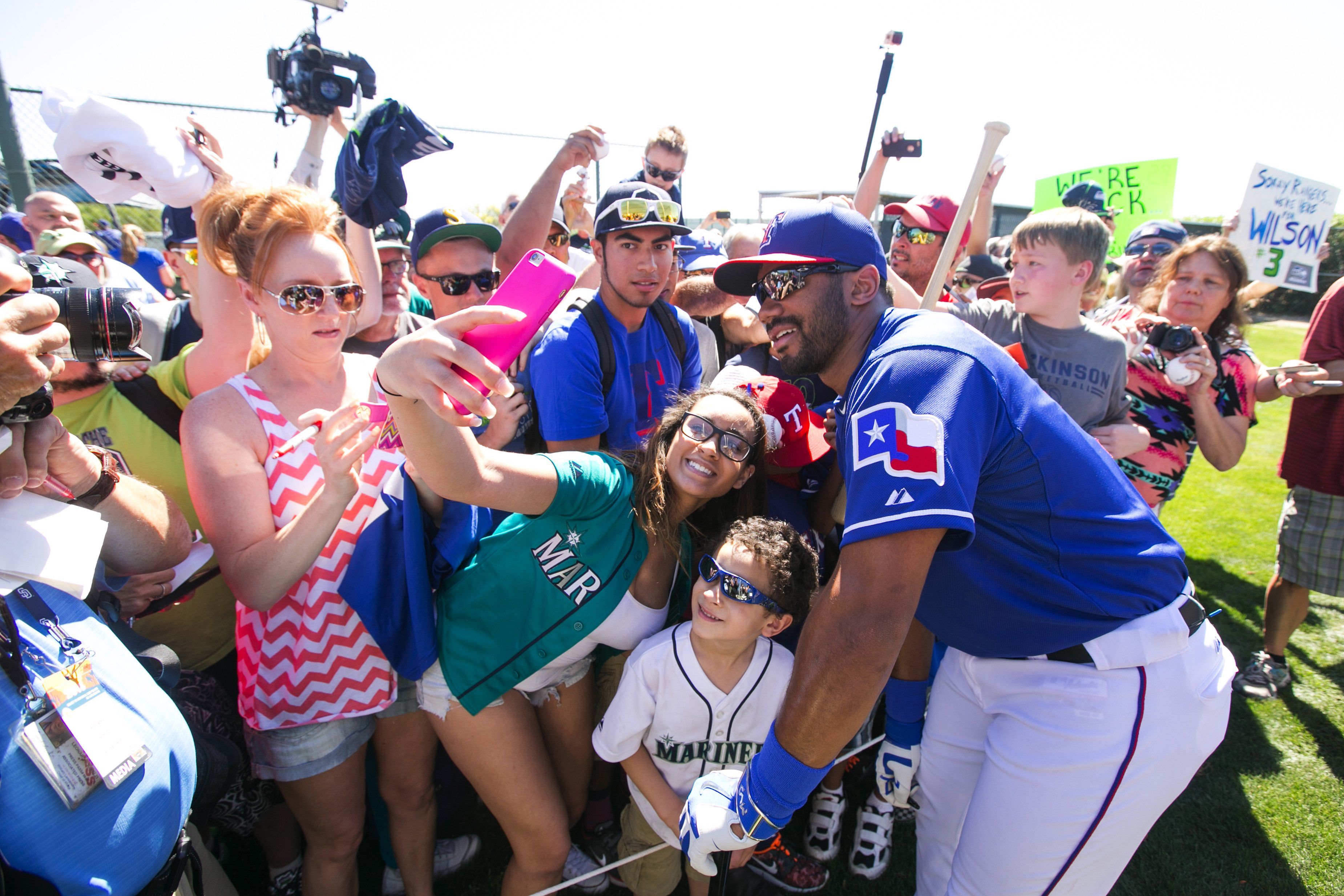 Russell wilson outlet texas rangers jersey