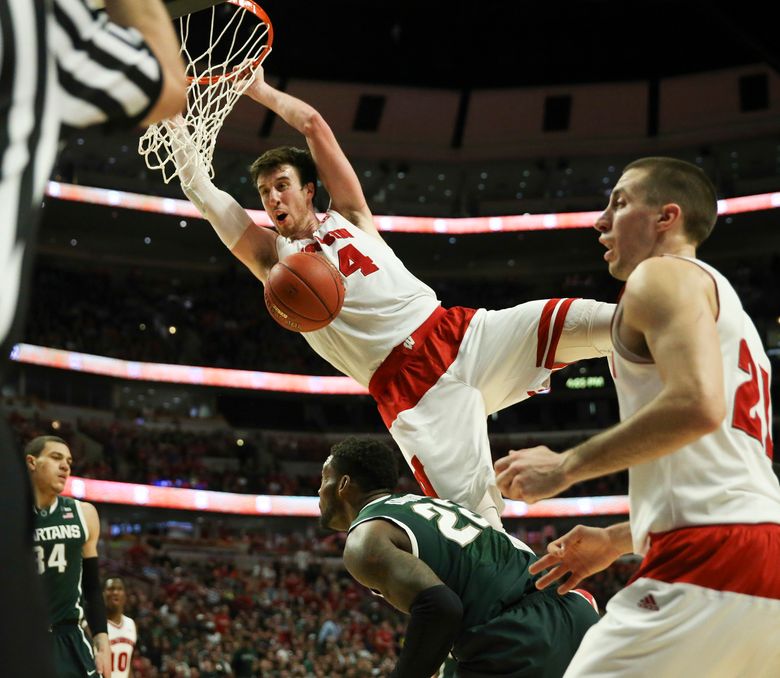 Wisconsin rallies to beat Michigan State 42-39 in inaugural Big Ten  championship game 