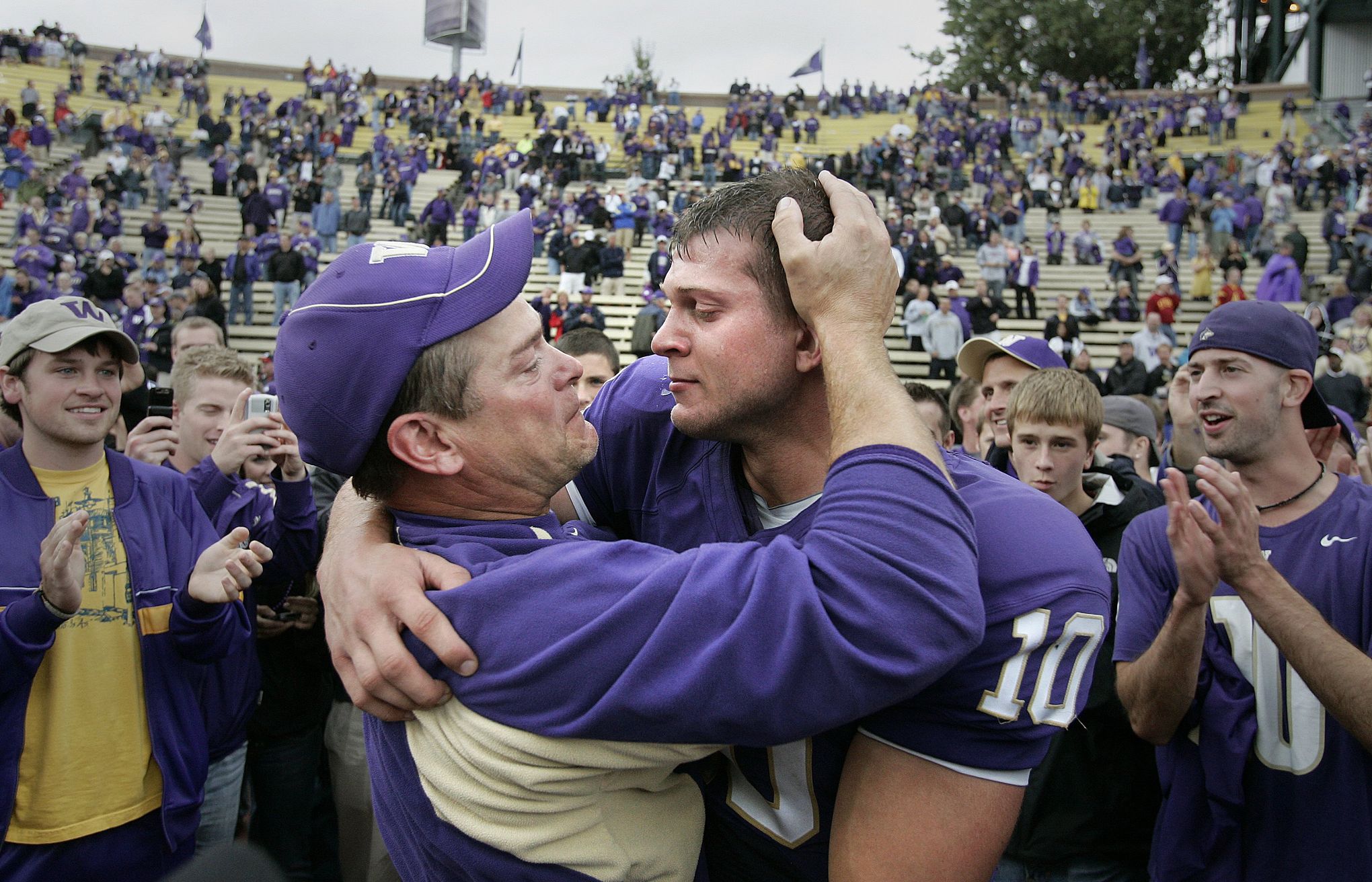 Jake Locker announces retirement from NFL