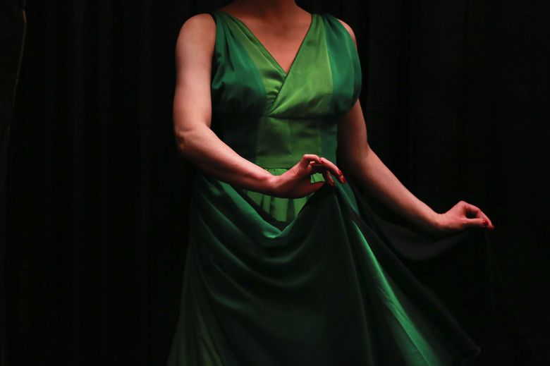 Designer Michael Cepress finds the 'fab' in fabric | The Seattle Times