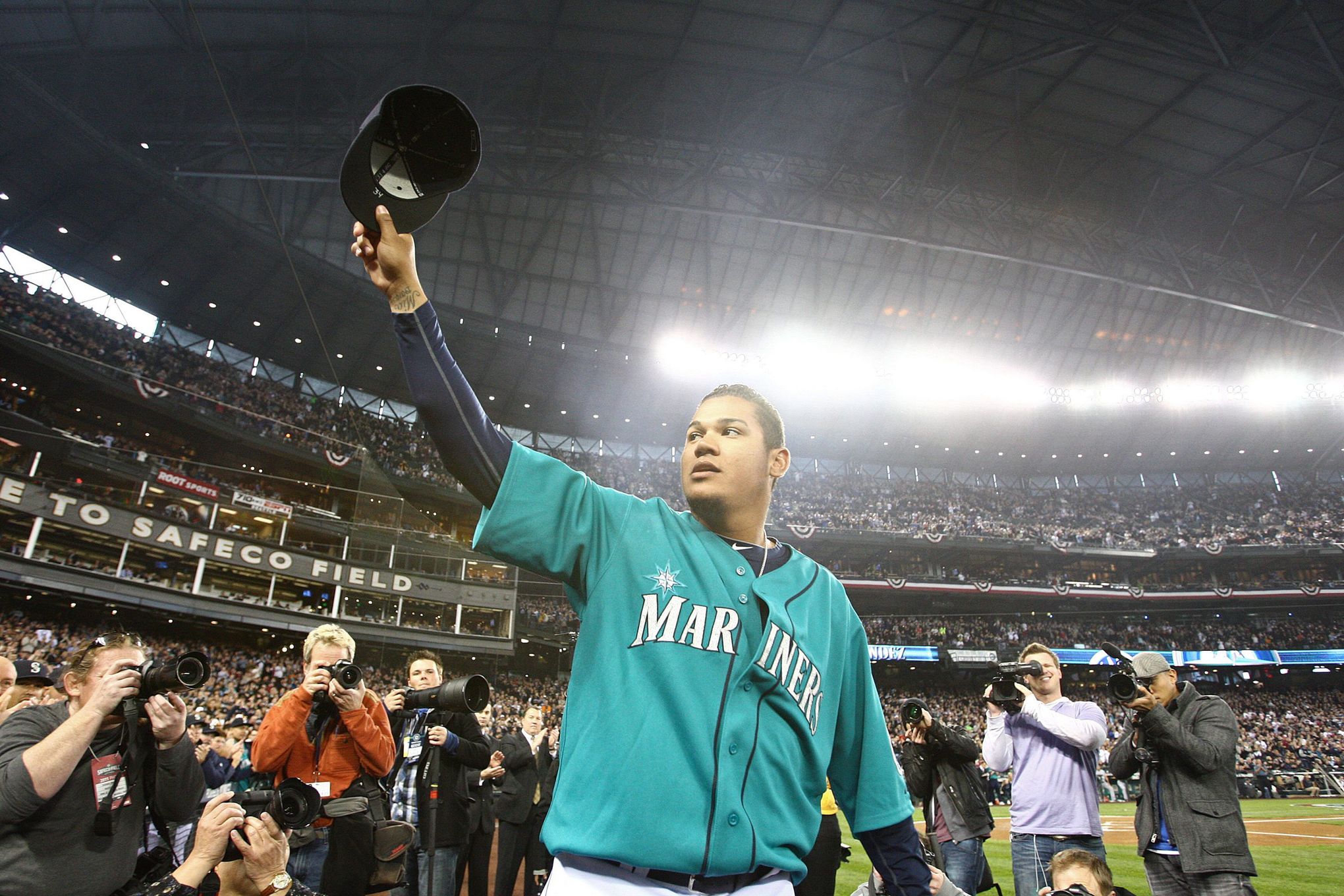 King Felix delivers on Opening Day - The Columbian