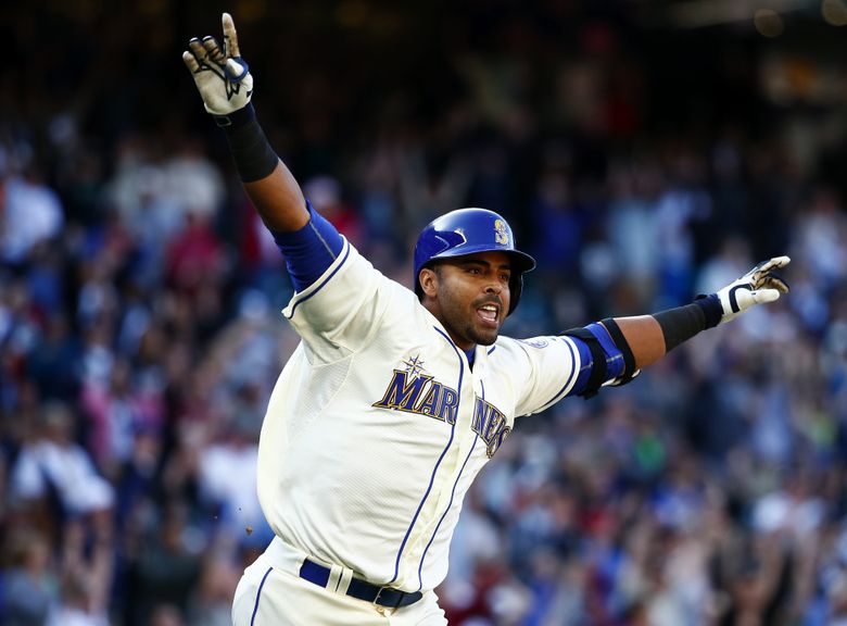 Texas Rangers Nelson Cruz celebrates his seventh inning home run