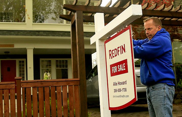 Redfin’s Bid To Overthrow Traditional Brokers Still A House-to-house Battle | The Seattle Times