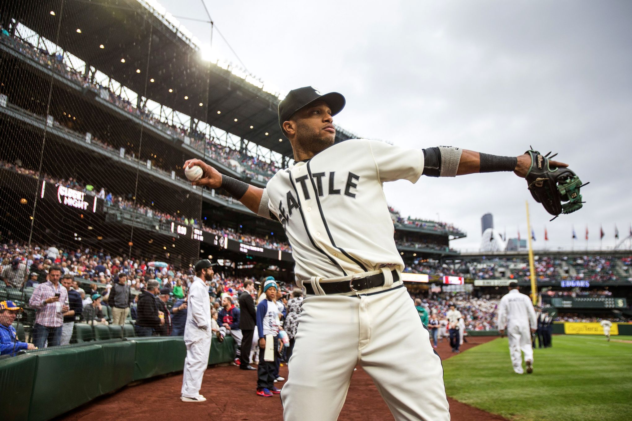 Mariners to Wear Seattle Steelheads Uniforms May 16 vs. Boston