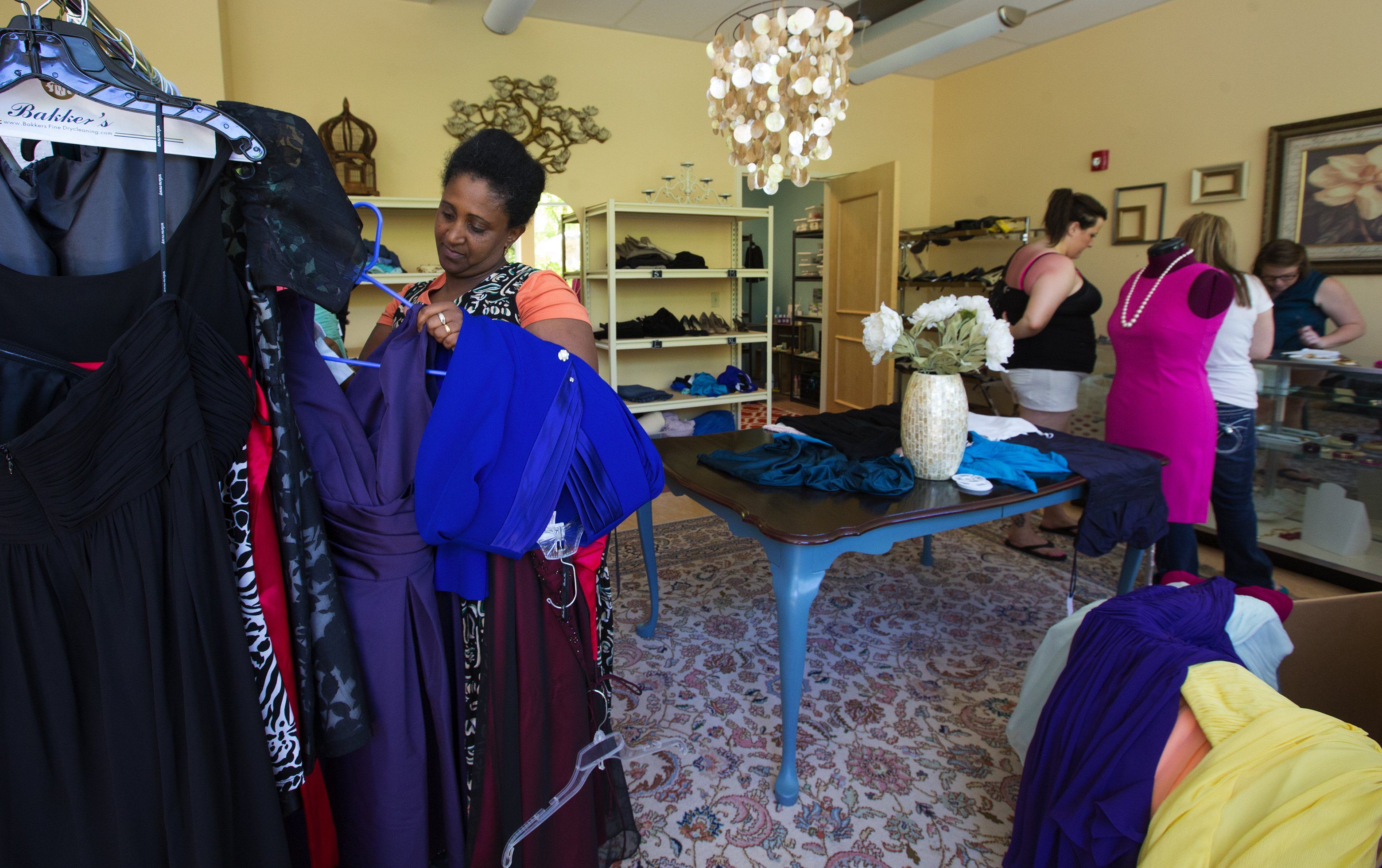 Teen s prom night splurge will cheer homeless women The Seattle