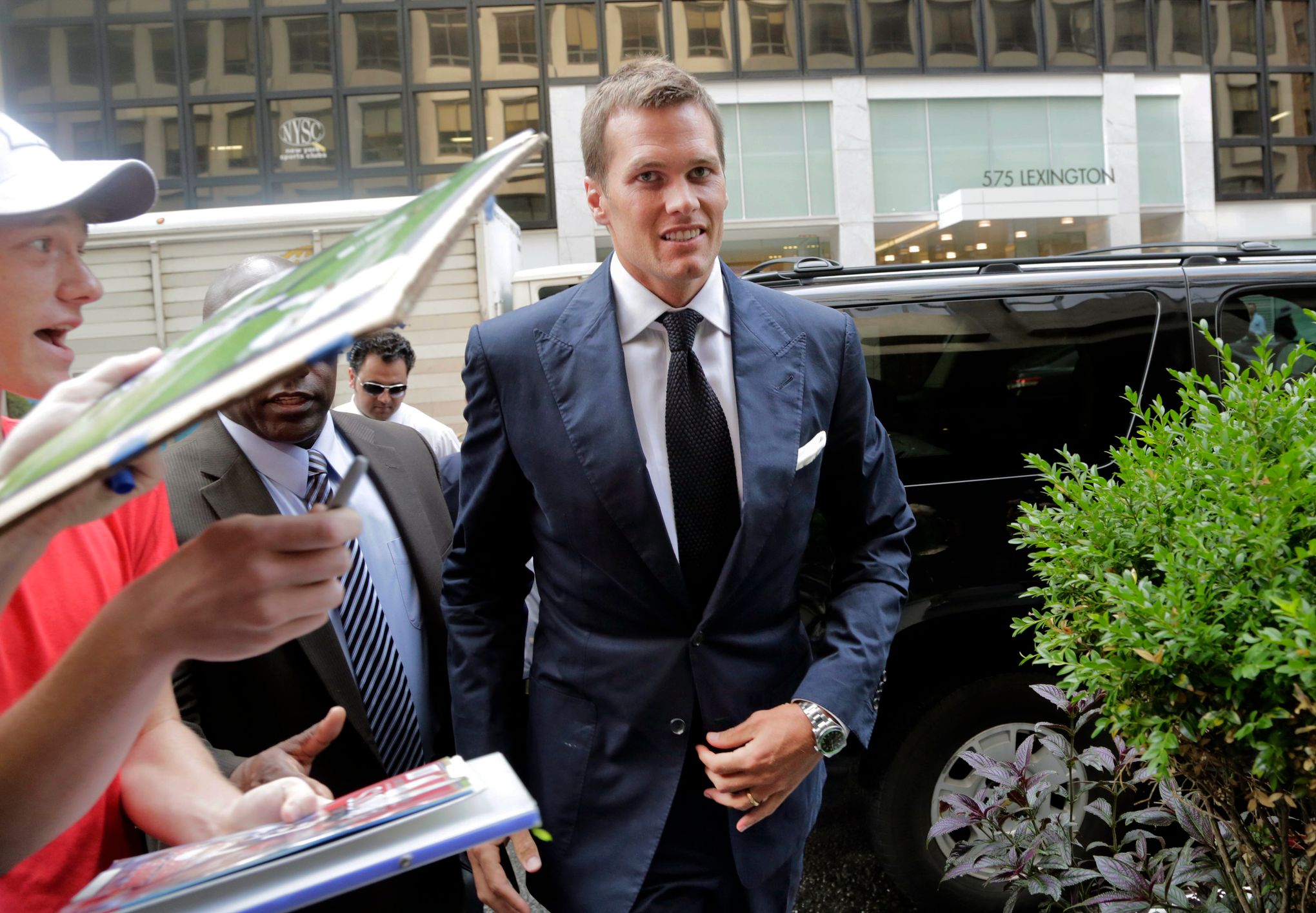 NFL  Many rush to Brady's defense for today's appeal hearing