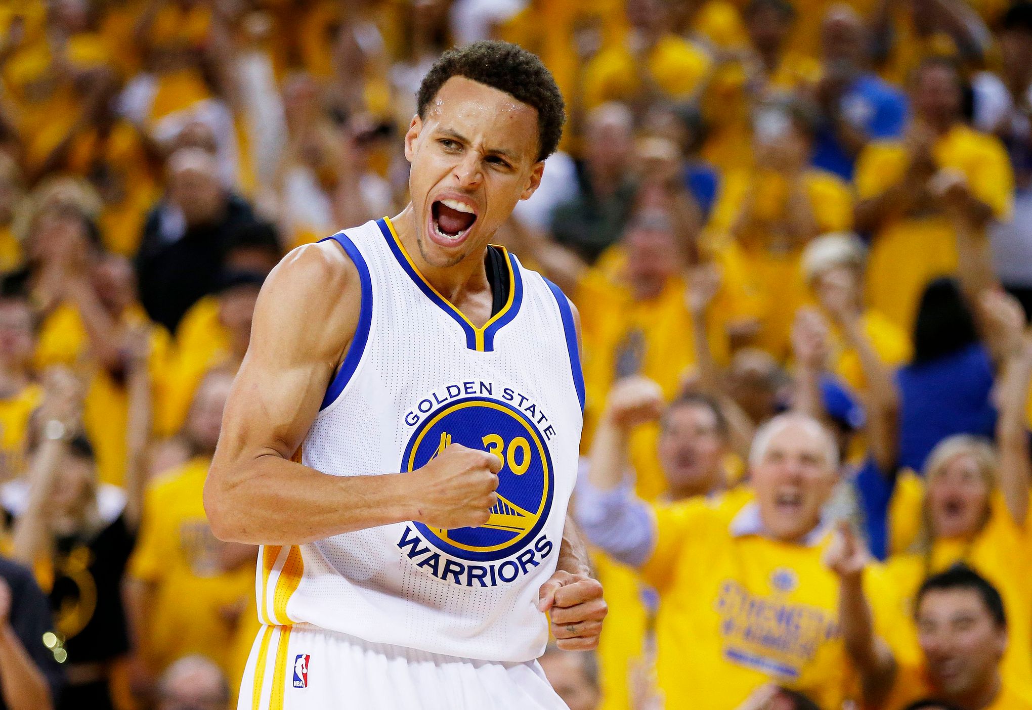 Golden State Warriors beat Cleveland Cavaliers to win first NBA Championship  in 40 years