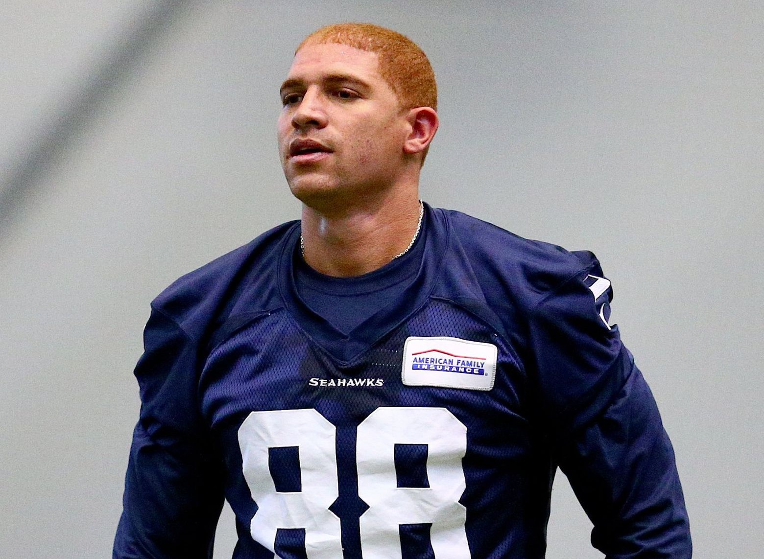 Seattle Seahawks tight end Jimmy Graham (88) brushes off a tackle