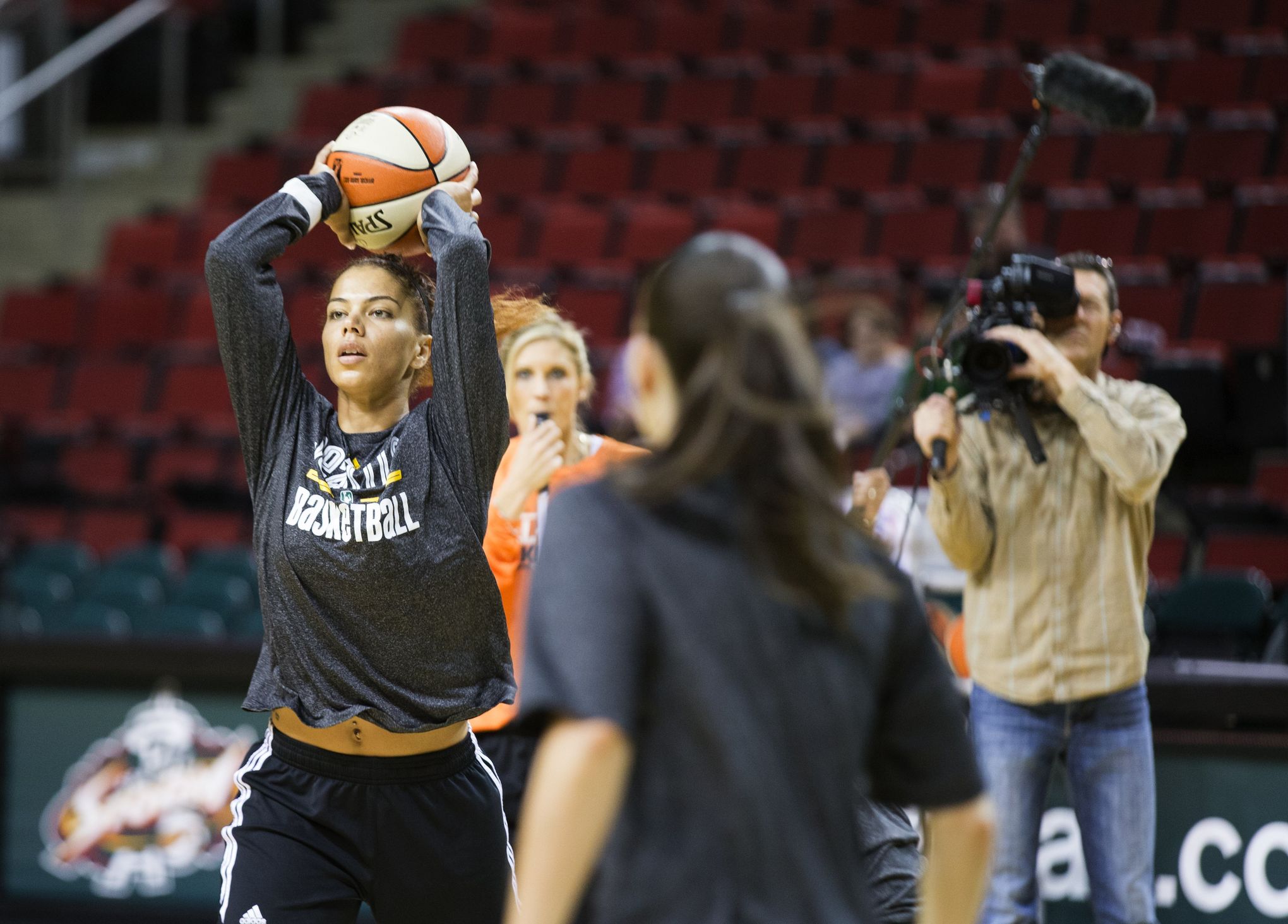 Alysha Clark steps into leadership role, and back into starting lineup, for  Storm | The Seattle Times