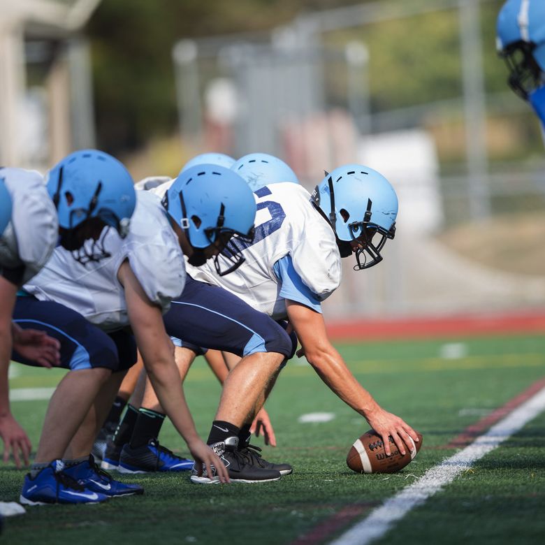 Photo Gallery: Interlake High School football practice | The Seattle Times