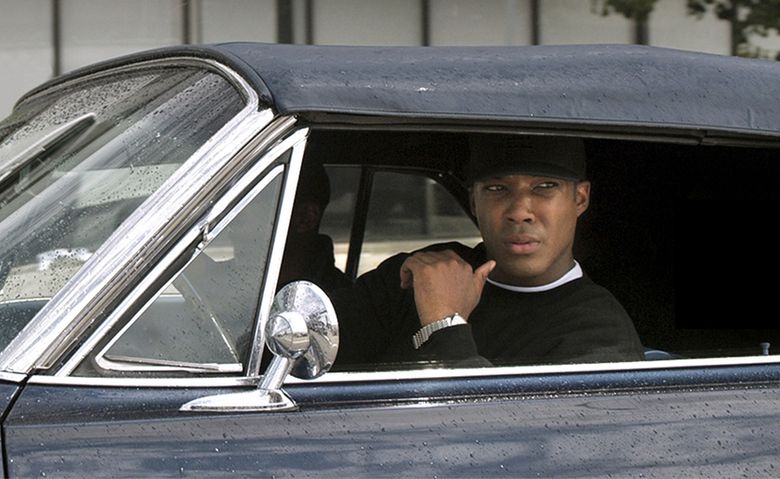 Straight Outta Compton - Classic photo of Eazy-E representing the Hawks :  r/Seahawks