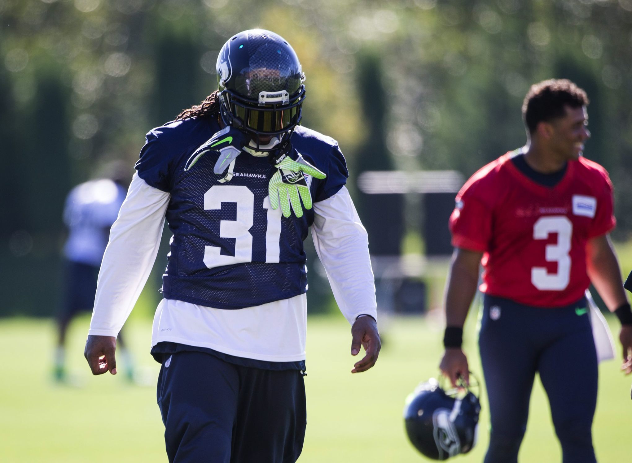 No, that's not Kam Chancellor at Seahawks' practice, that's