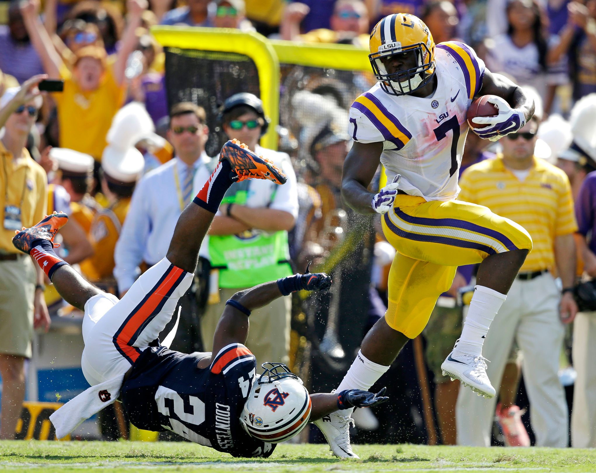 Auburn vs. LSU football video highlights, live updates, final score