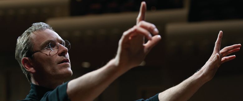 Michael Fassbender plays Apple founder in “Steve Jobs.”