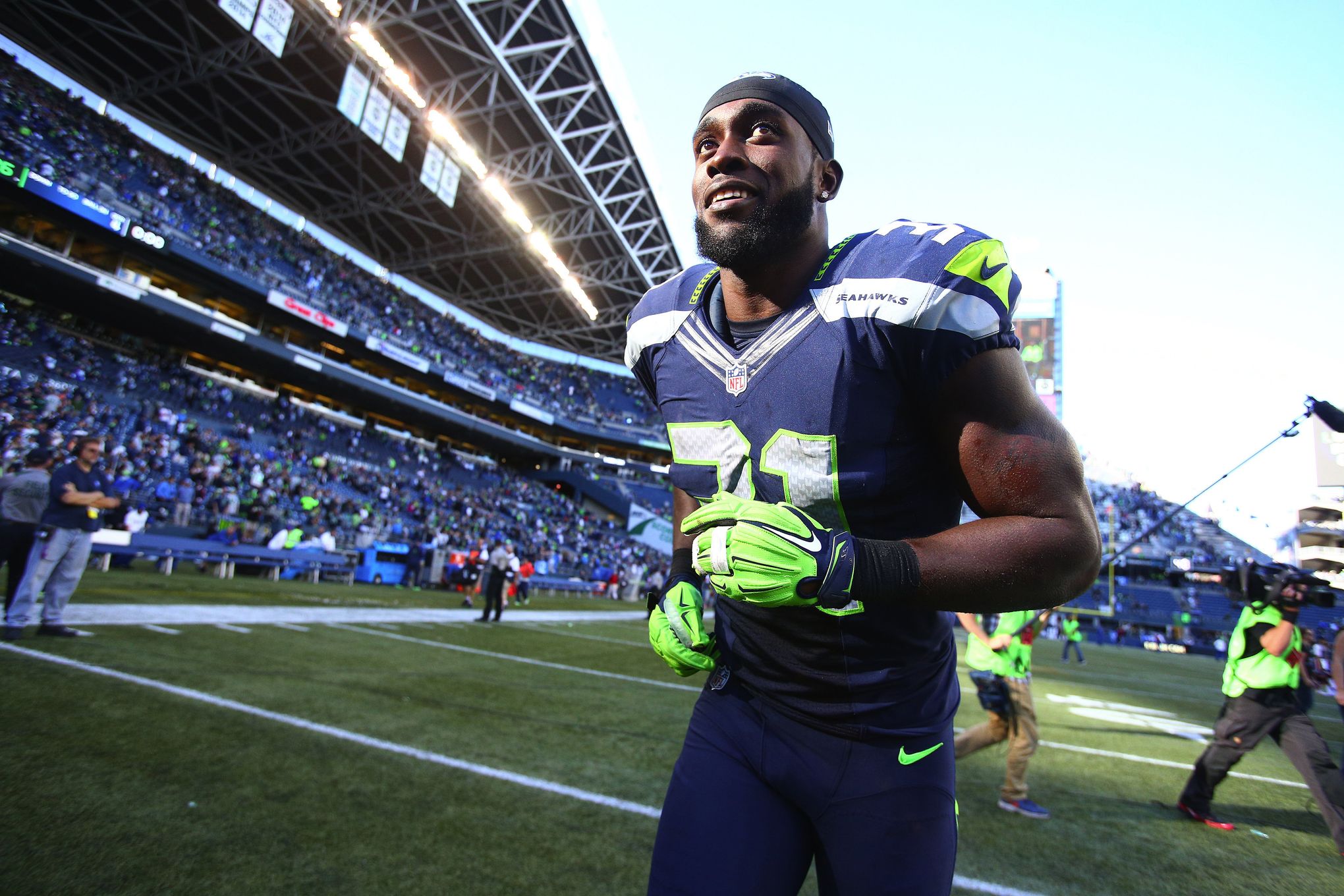 Kam Chancellor Booking Agent Contact - Seattle Athlete Speakers