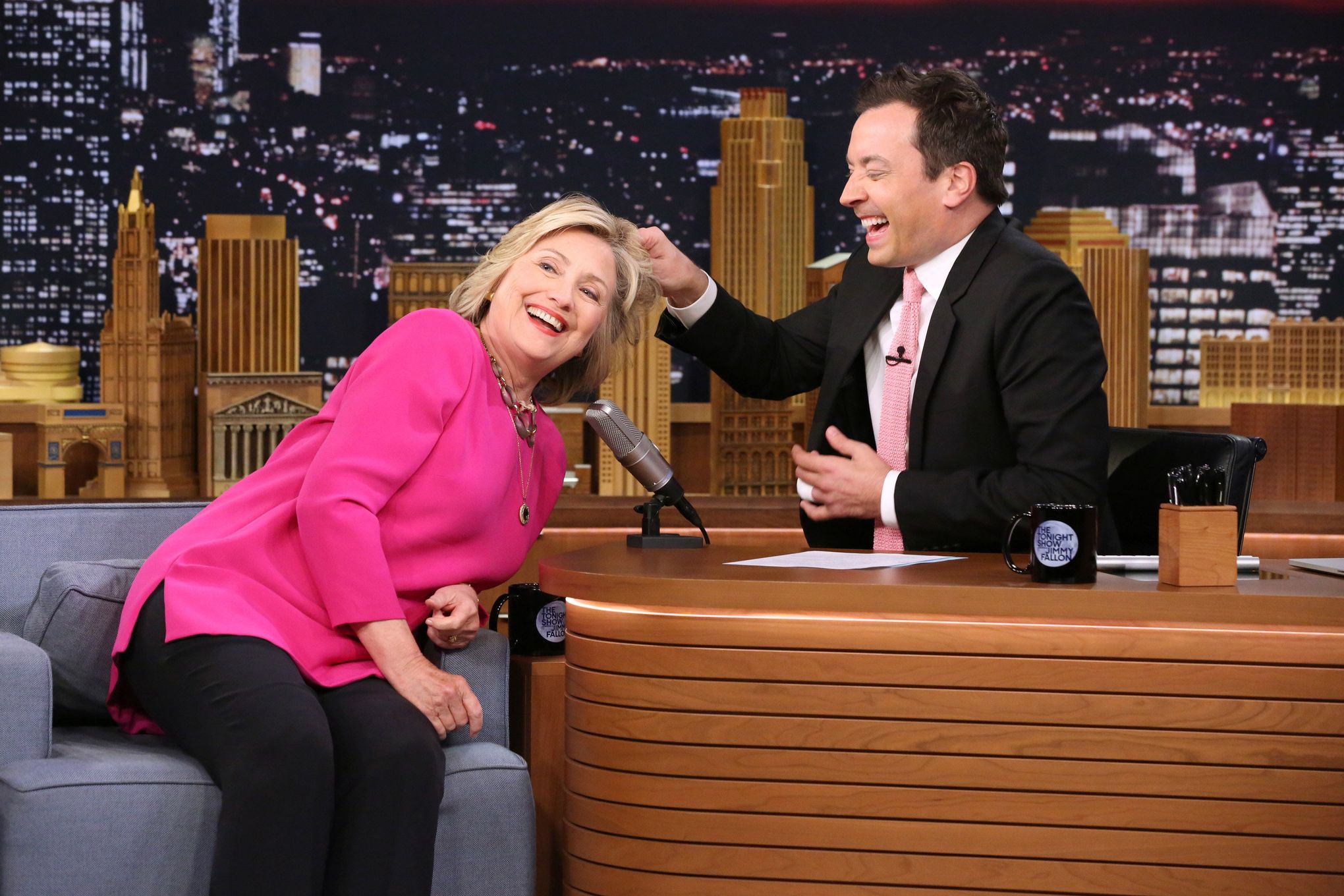 Trump test: Clinton lets Jimmy Fallon tug on her hair | The Seattle Times