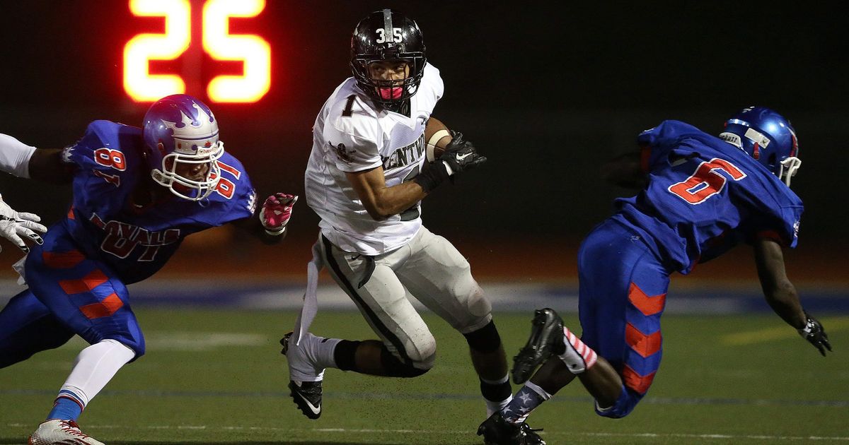 Top 10 high school football performances, Oct. 16 | The Seattle Times