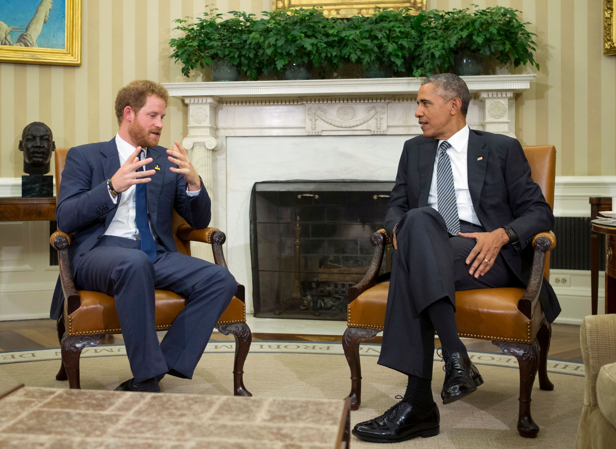 Obamas, Royals Team Up to Promote Invictus Games animated gif