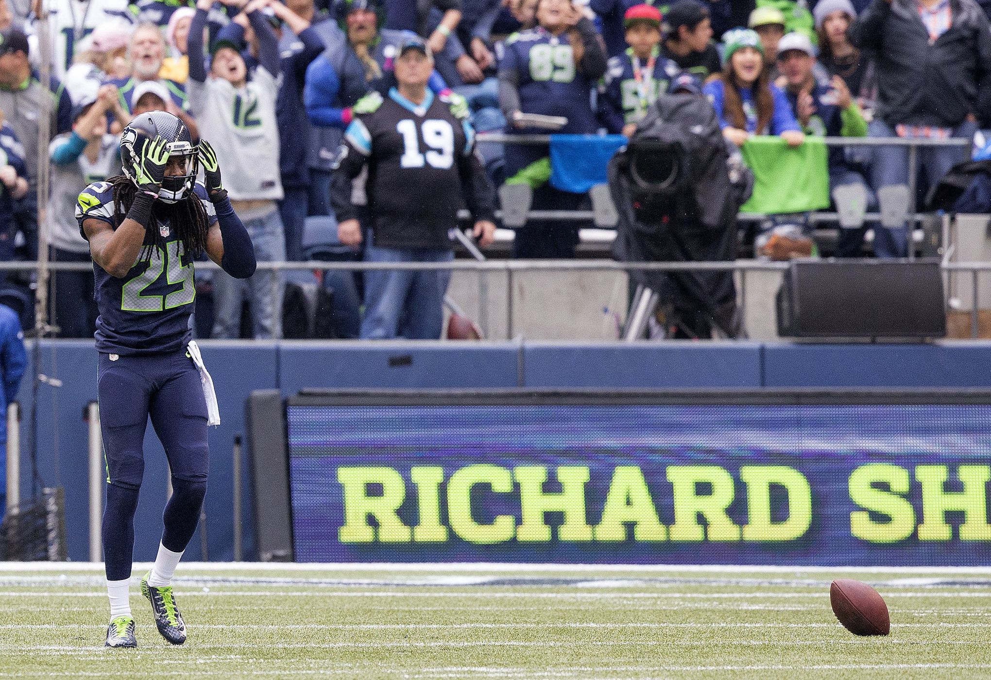 Richard Sherman Super Bowl Performance Criticized by Darrelle Revis, Twitter