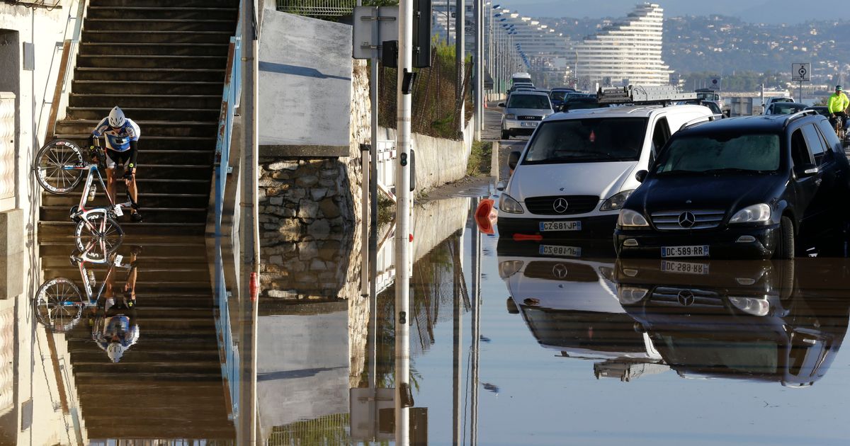Picturesque French Riviera hit by deadly flash floods | The Seattle Times