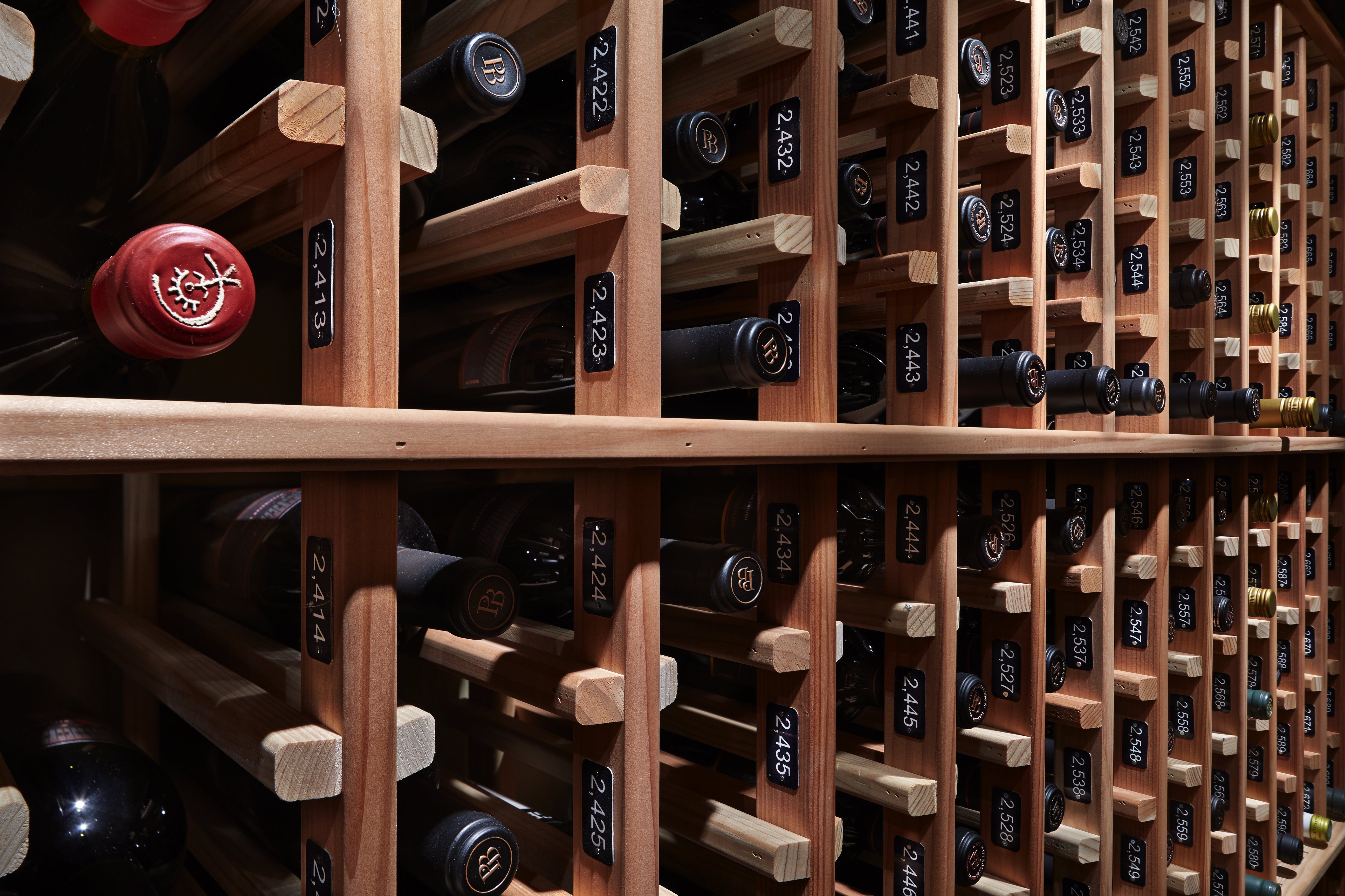 2000 bottle wine cellar hot sale