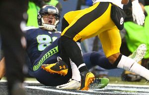 Seattle Seahawks TE Jimmy Graham tests knee recovery by playing