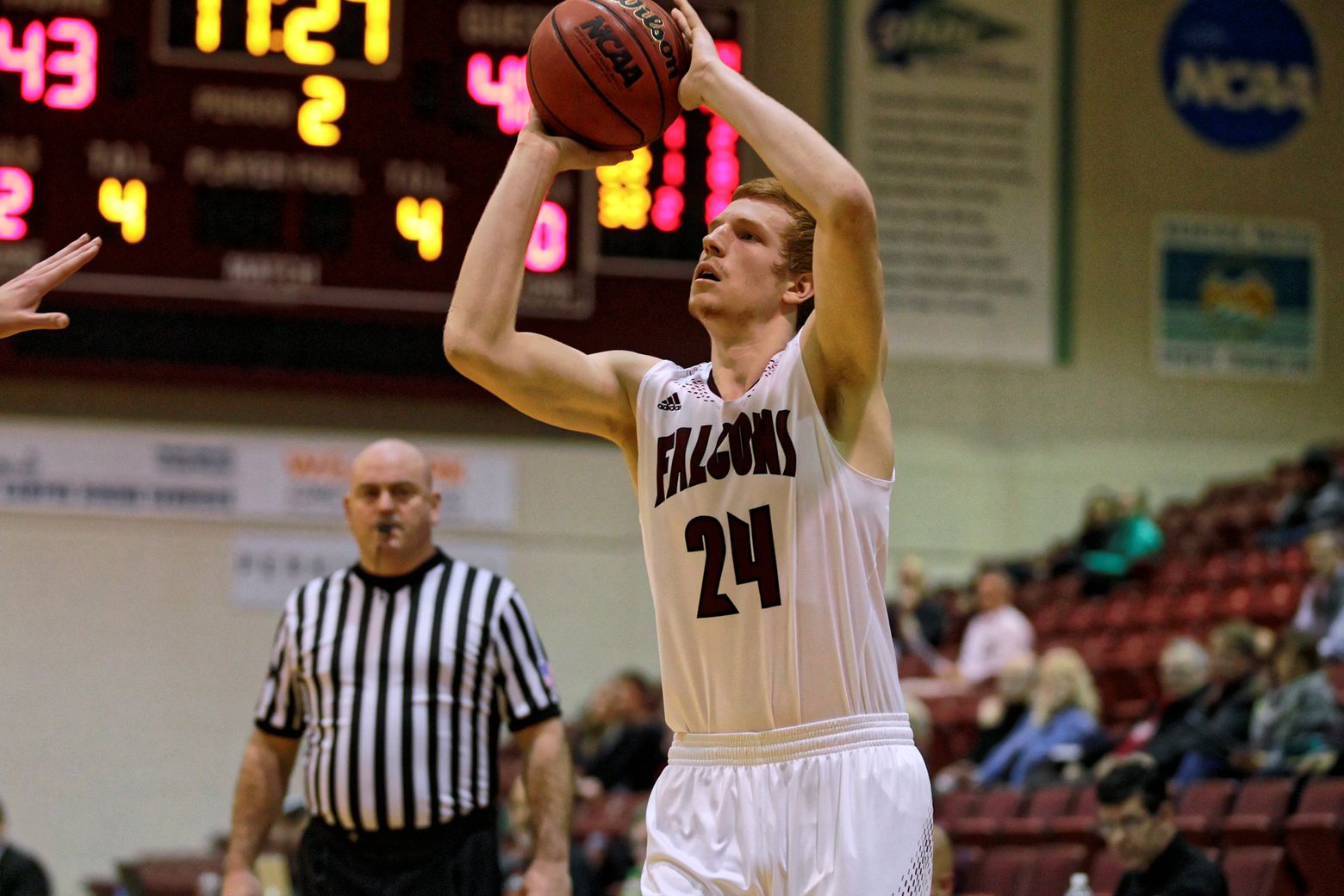 Men's Basketball - SPU Athletics