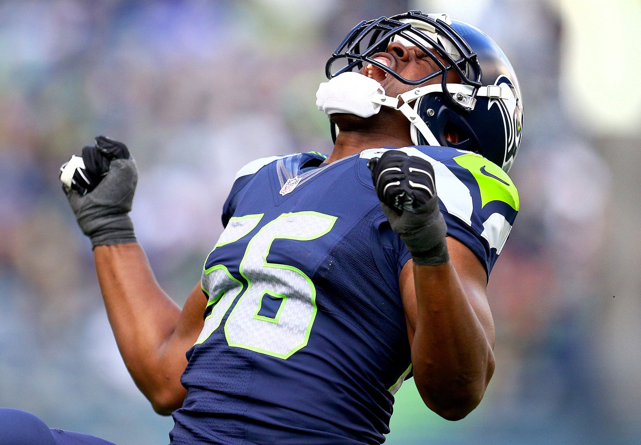 Seahawks defensive end Cliff Avril provides more than stats