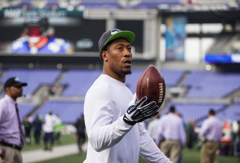 Bruce Irvin might accept less money to remain with Seahawks