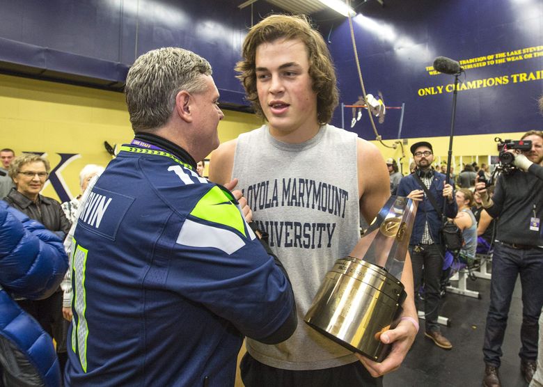 Seattle Seahawks - Congratulations to Jacob Eason of Lake Stevens High  School (Lake Stevens, WA) on earning this year's #GatoradePOY as the  nation's top player! Good luck at Georgia Bulldogs next year!