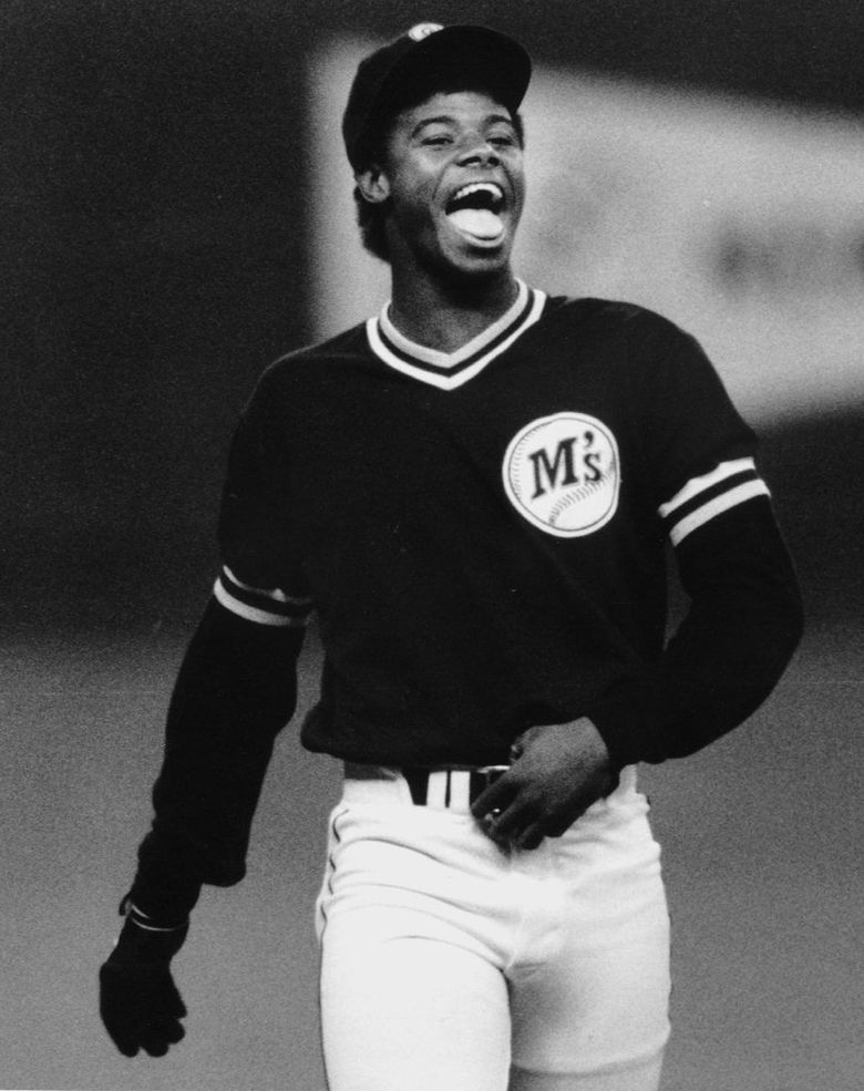 Ken Griffey Jr. of the Seattle Mariners runs in from the outfield